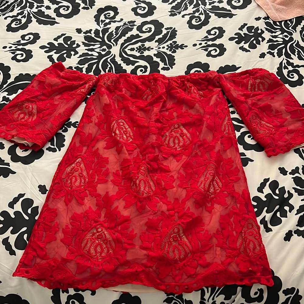 Storee lace red dress